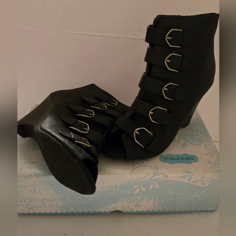 Maurices Black Buckle Ankle Boots Size 9